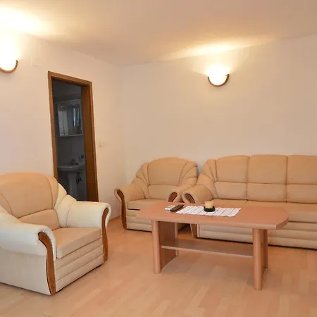 Apartment Raic *